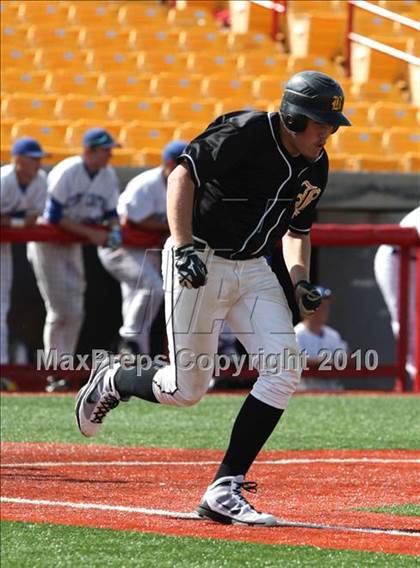 Thumbnail 1 in Bellevue vs. Covington Catholic (9th Region Tournament) photogallery.