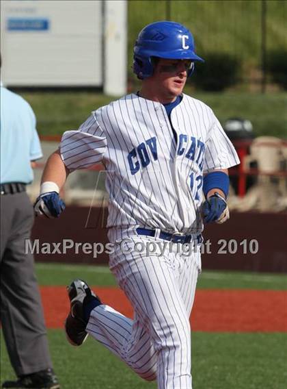 Thumbnail 2 in Bellevue vs. Covington Catholic (9th Region Tournament) photogallery.