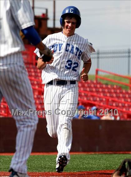 Thumbnail 3 in Bellevue vs. Covington Catholic (9th Region Tournament) photogallery.