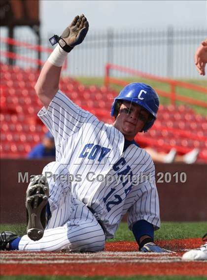 Thumbnail 1 in Bellevue vs. Covington Catholic (9th Region Tournament) photogallery.