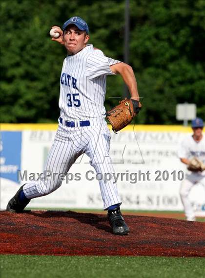 Thumbnail 1 in Bellevue vs. Covington Catholic (9th Region Tournament) photogallery.