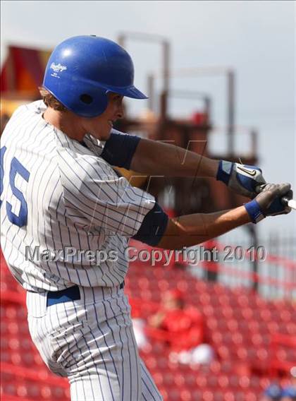 Thumbnail 1 in Bellevue vs. Covington Catholic (9th Region Tournament) photogallery.