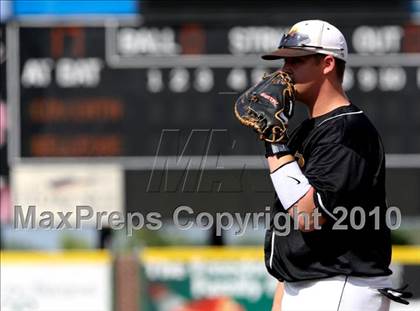 Thumbnail 3 in Bellevue vs. Covington Catholic (9th Region Tournament) photogallery.