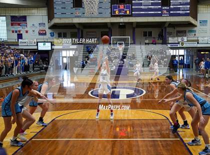 Thumbnail 2 in Cascade vs. Indianapolis Bishop Chatard (IHSAA 3A Regional Championship) photogallery.