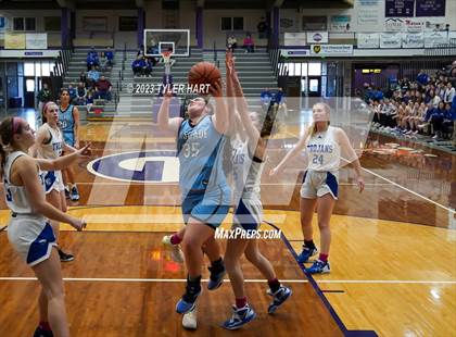 Thumbnail 2 in Cascade vs. Indianapolis Bishop Chatard (IHSAA 3A Regional Championship) photogallery.