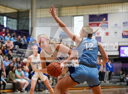 Thumbnail 1 in Cascade vs. Indianapolis Bishop Chatard (IHSAA 3A Regional Championship) photogallery.