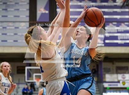 Thumbnail 3 in Cascade vs. Indianapolis Bishop Chatard (IHSAA 3A Regional Championship) photogallery.
