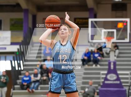 Thumbnail 1 in Cascade vs. Indianapolis Bishop Chatard (IHSAA 3A Regional Championship) photogallery.
