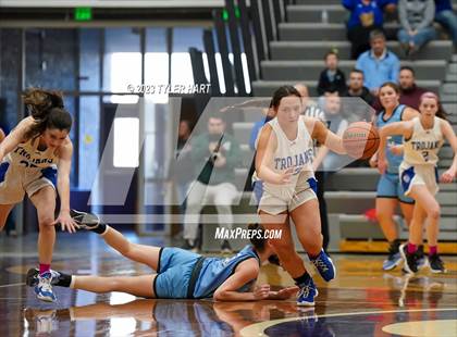 Thumbnail 1 in Cascade vs. Indianapolis Bishop Chatard (IHSAA 3A Regional Championship) photogallery.