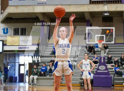 Thumbnail 3 in Cascade vs. Indianapolis Bishop Chatard (IHSAA 3A Regional Championship) photogallery.