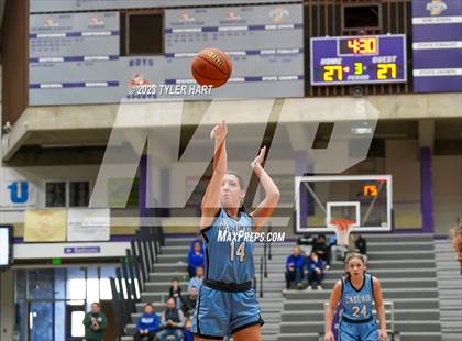 Thumbnail 2 in Cascade vs. Indianapolis Bishop Chatard (IHSAA 3A Regional Championship) photogallery.