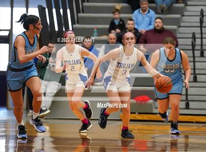 Thumbnail 3 in Cascade vs. Indianapolis Bishop Chatard (IHSAA 3A Regional Championship) photogallery.