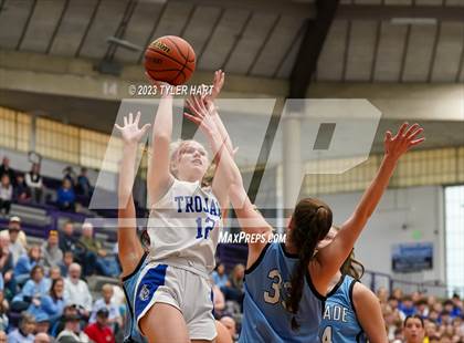 Thumbnail 1 in Cascade vs. Indianapolis Bishop Chatard (IHSAA 3A Regional Championship) photogallery.