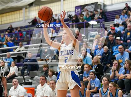Thumbnail 3 in Cascade vs. Indianapolis Bishop Chatard (IHSAA 3A Regional Championship) photogallery.