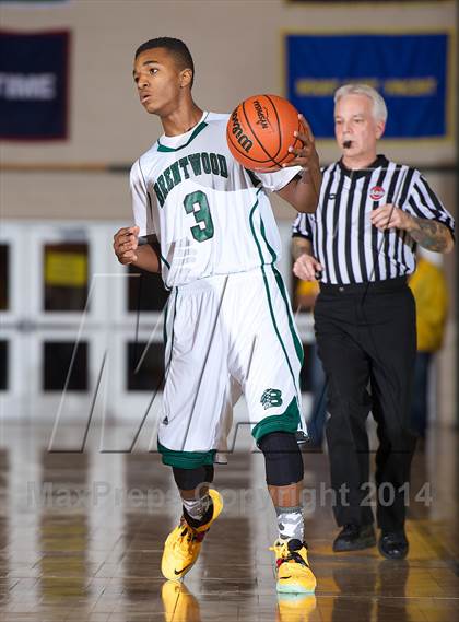 Thumbnail 1 in Northport vs. Brentwood (Section 11 Class AA Semifinal) photogallery.