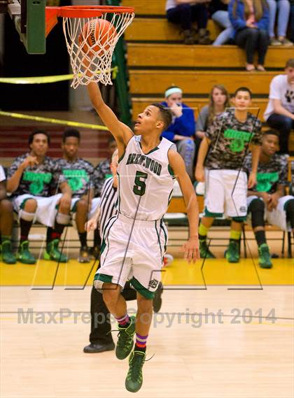 Thumbnail 2 in Northport vs. Brentwood (Section 11 Class AA Semifinal) photogallery.