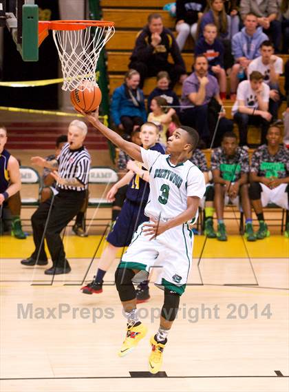 Thumbnail 3 in Northport vs. Brentwood (Section 11 Class AA Semifinal) photogallery.