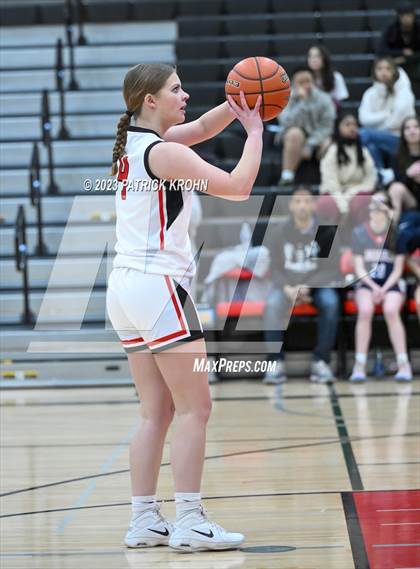 Thumbnail 1 in Lindbergh @ Sammamish photogallery.
