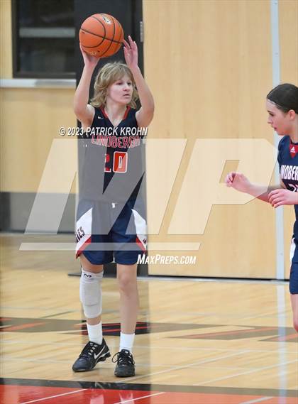 Thumbnail 2 in Lindbergh @ Sammamish photogallery.