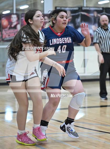 Thumbnail 3 in Lindbergh @ Sammamish photogallery.