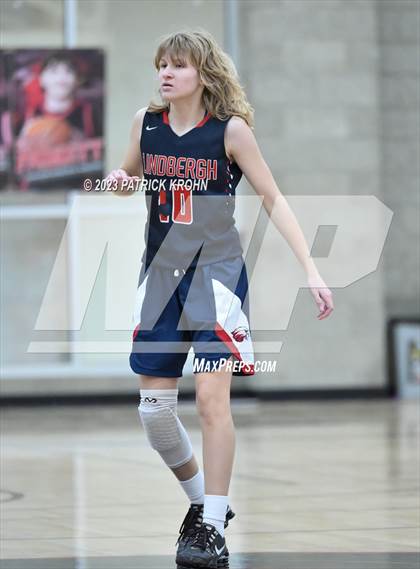 Thumbnail 1 in Lindbergh @ Sammamish photogallery.