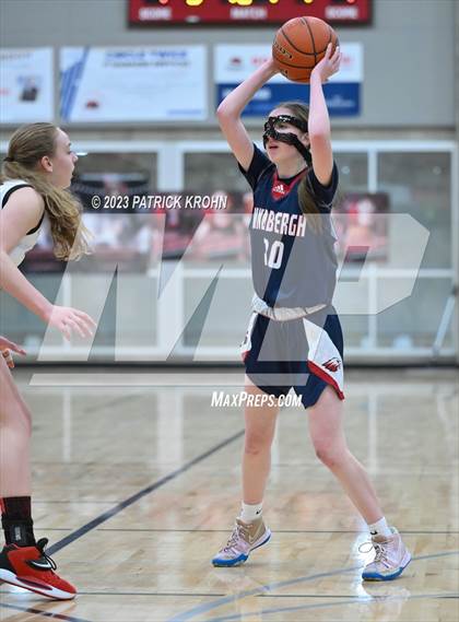 Thumbnail 2 in Lindbergh @ Sammamish photogallery.