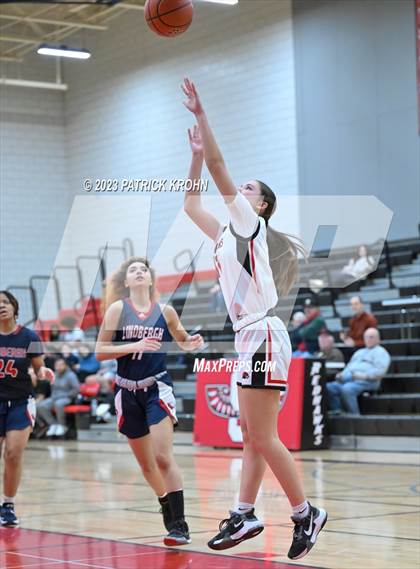Thumbnail 2 in Lindbergh @ Sammamish photogallery.