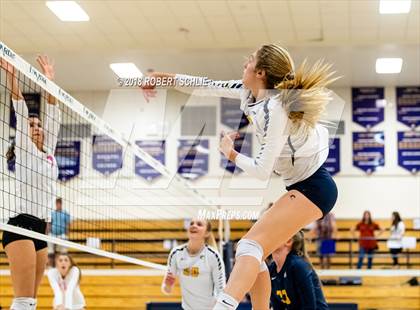 Thumbnail 1 in Del Oro @ Oak Ridge photogallery.
