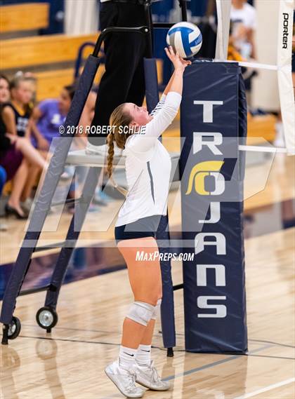 Thumbnail 3 in Del Oro @ Oak Ridge photogallery.