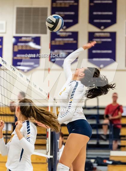 Thumbnail 2 in Del Oro @ Oak Ridge photogallery.