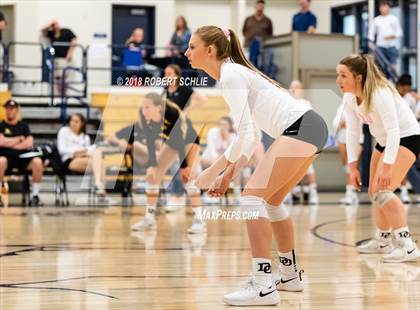 Thumbnail 1 in Del Oro @ Oak Ridge photogallery.