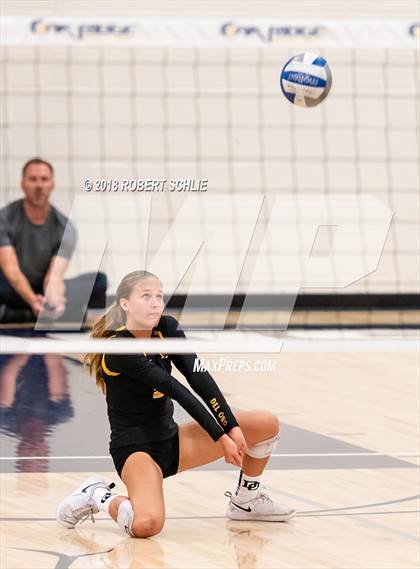 Thumbnail 2 in Del Oro @ Oak Ridge photogallery.