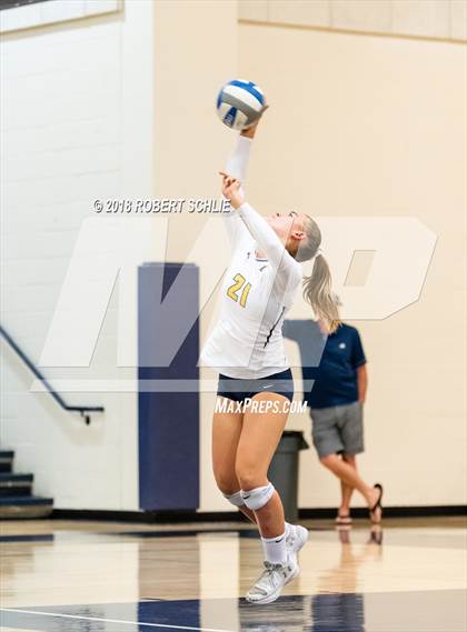 Thumbnail 3 in Del Oro @ Oak Ridge photogallery.