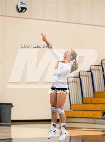 Thumbnail 3 in Del Oro @ Oak Ridge photogallery.