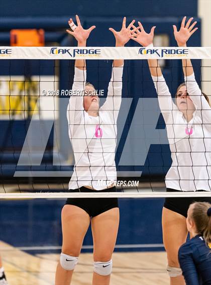 Thumbnail 1 in Del Oro @ Oak Ridge photogallery.