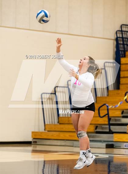 Thumbnail 1 in Del Oro @ Oak Ridge photogallery.