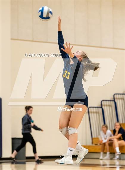 Thumbnail 2 in Del Oro @ Oak Ridge photogallery.