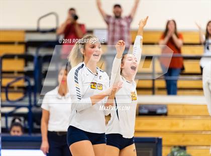 Thumbnail 3 in Del Oro @ Oak Ridge photogallery.