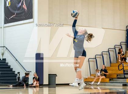 Thumbnail 1 in Del Oro @ Oak Ridge photogallery.