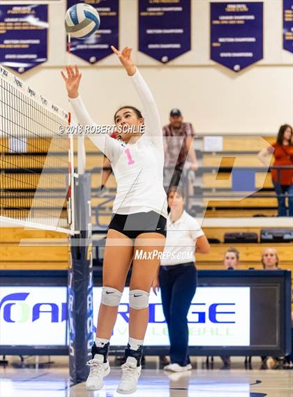 Thumbnail 1 in Del Oro @ Oak Ridge photogallery.