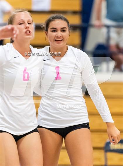 Thumbnail 3 in Del Oro @ Oak Ridge photogallery.