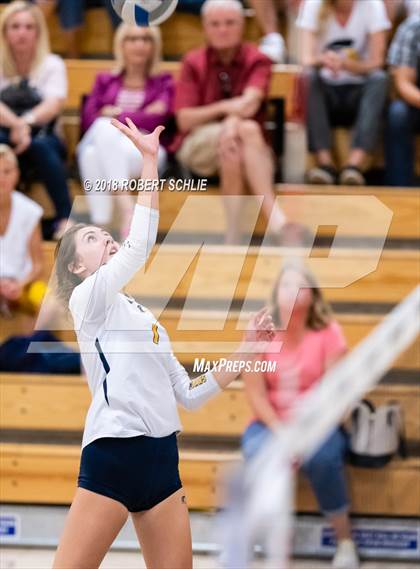Thumbnail 1 in Del Oro @ Oak Ridge photogallery.