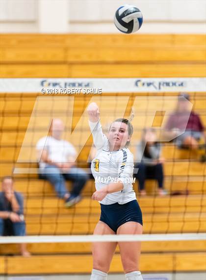 Thumbnail 1 in Del Oro @ Oak Ridge photogallery.