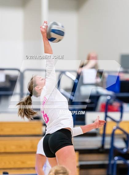 Thumbnail 2 in Del Oro @ Oak Ridge photogallery.