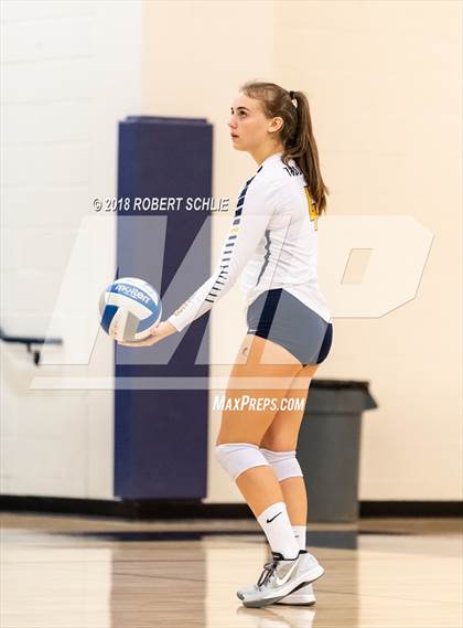 Thumbnail 1 in Del Oro @ Oak Ridge photogallery.