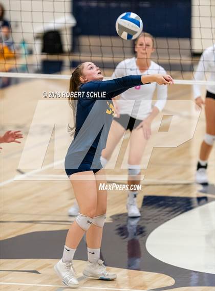 Thumbnail 2 in Del Oro @ Oak Ridge photogallery.