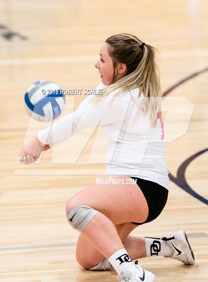 Thumbnail 3 in Del Oro @ Oak Ridge photogallery.