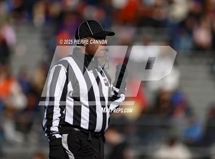 Thumbnail 3 in Lake Braddock vs West Springfield (VHSL Class 6 Region Final) photogallery.