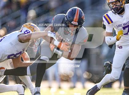 Thumbnail 1 in Lake Braddock vs West Springfield (VHSL Class 6 Region Final) photogallery.