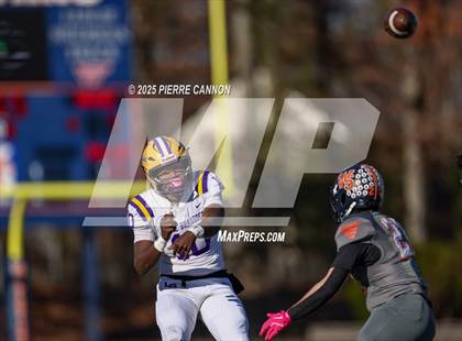 Thumbnail 1 in Lake Braddock vs West Springfield (VHSL Class 6 Region Final) photogallery.